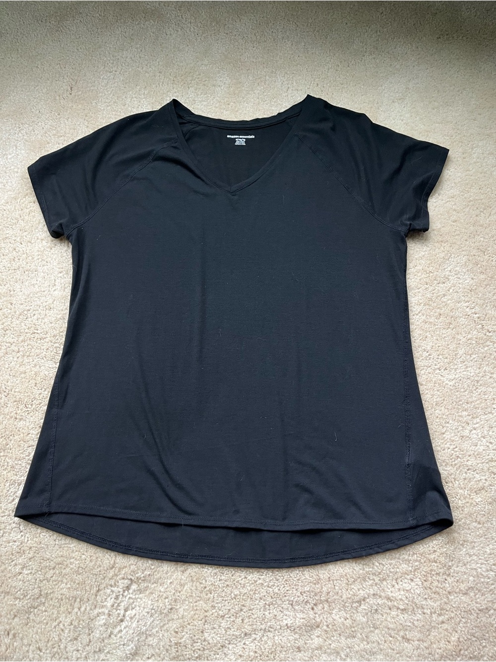 Amazon Essentials Women’s Black Short Sleeve V Neck Athletic T Shirt - XL - VGUC